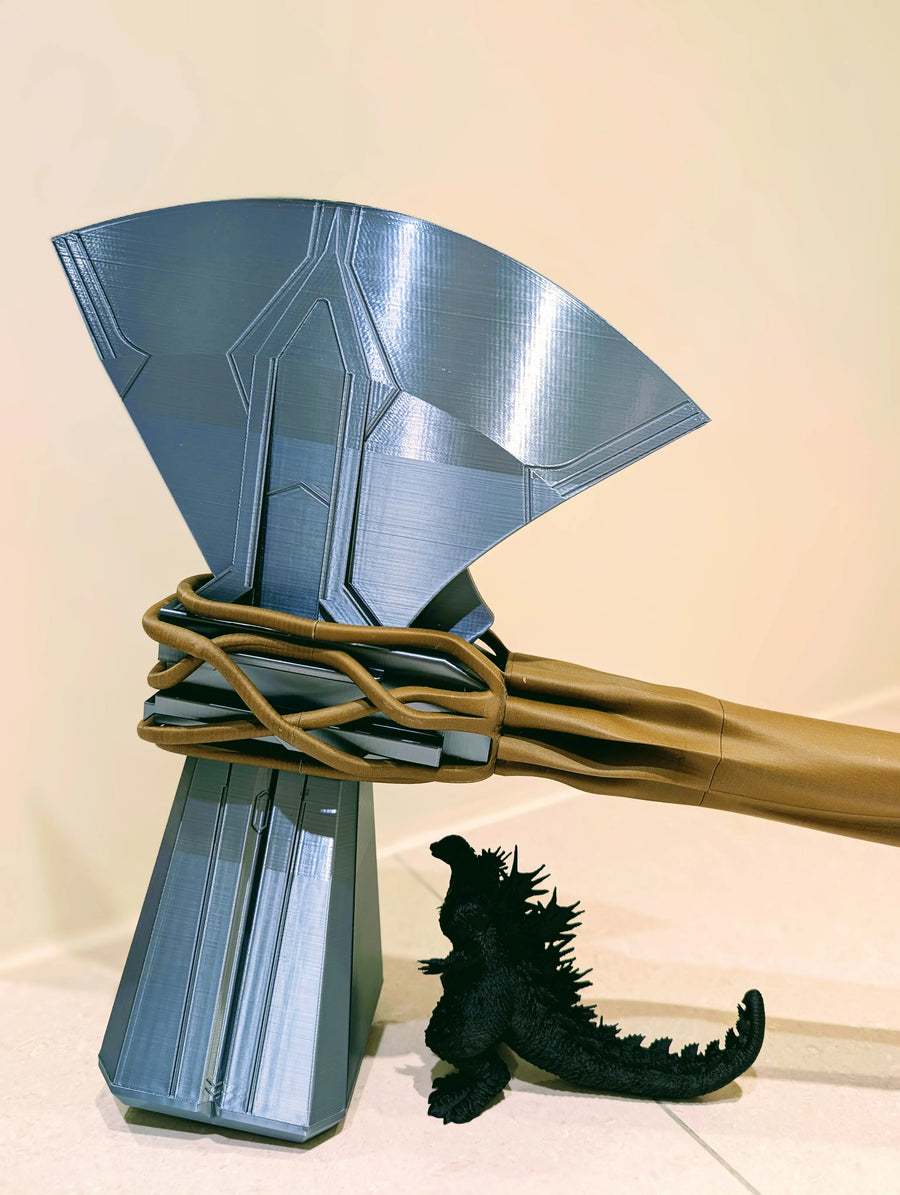 Thor – Stormbreaker Replica