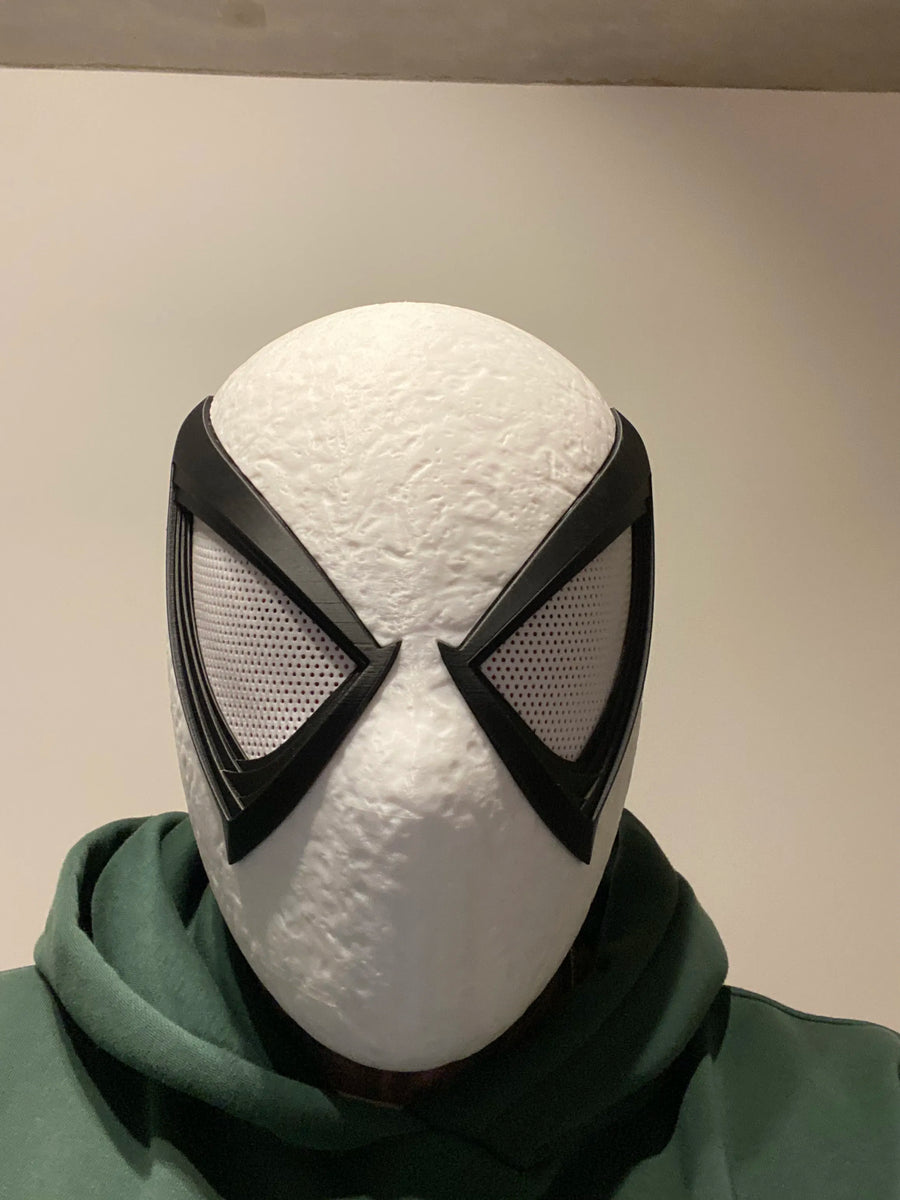 Spider-Man – White Suit Mask – view 4