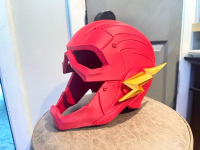 The Flash – Helmet – view 3