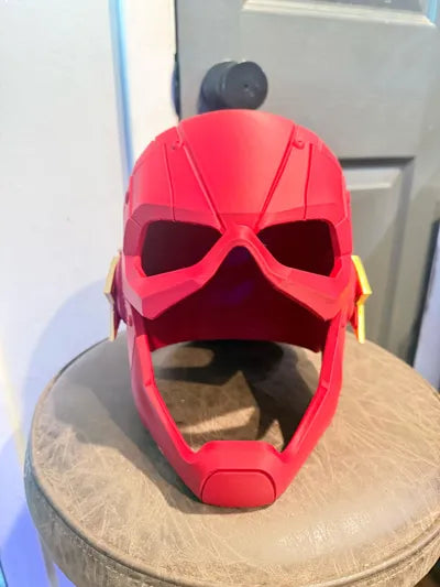 The Flash – Helmet – view 2