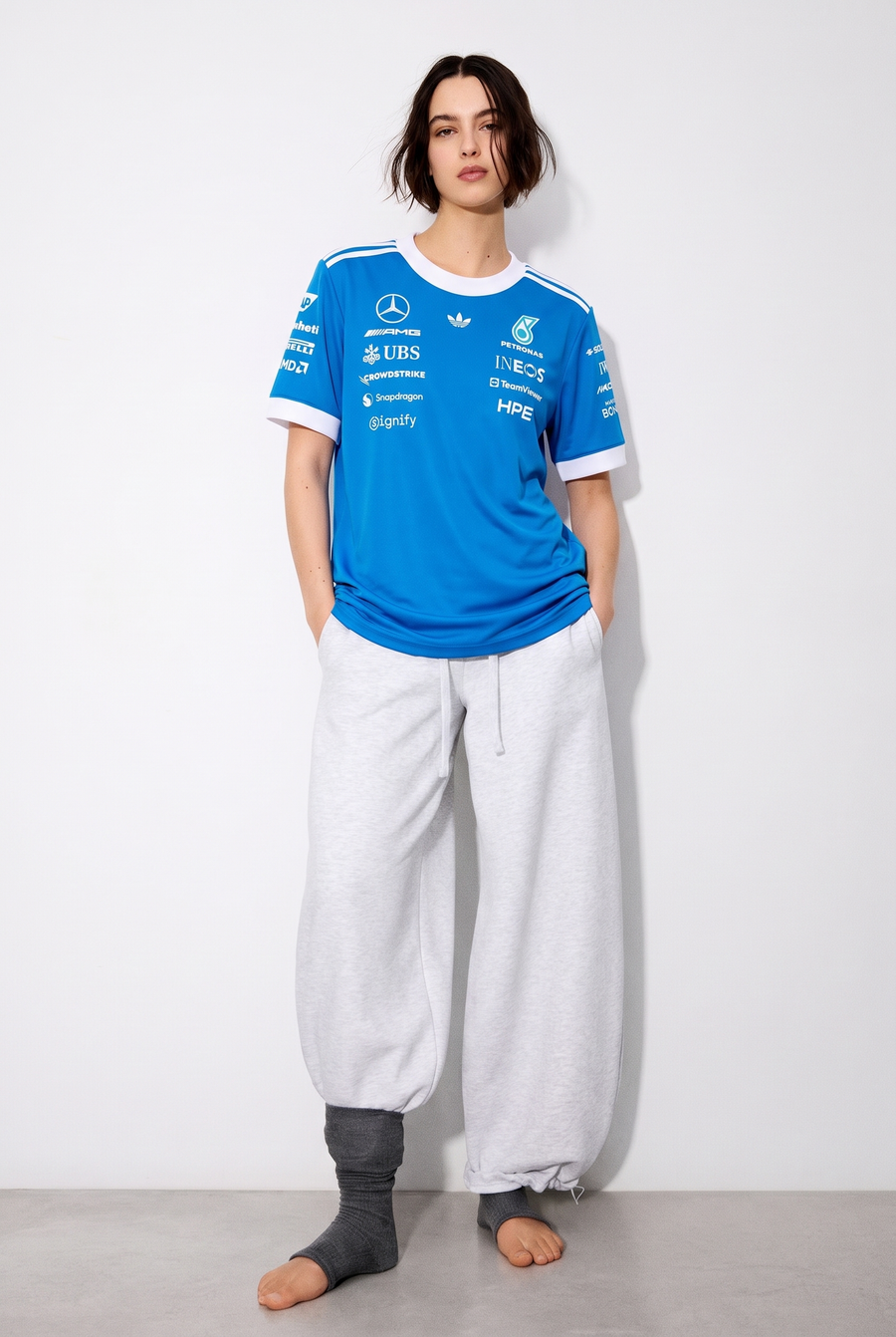 Mercedes - AMG Petronas Formula 1 Team Blue Wonder Driver Oversized Tee