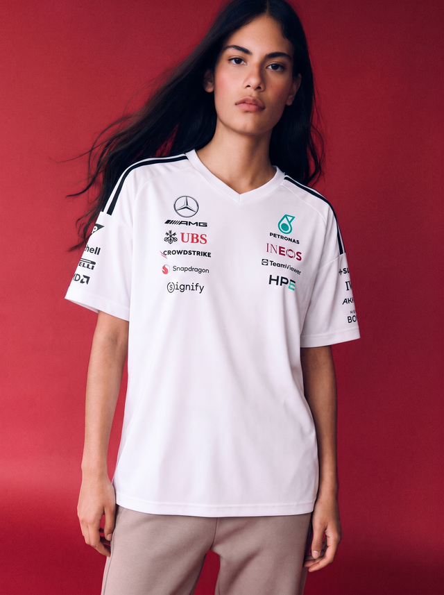 Mercedes - AMG Petronas Formula 1 Team Driver V-Neck Oversized Tee - White