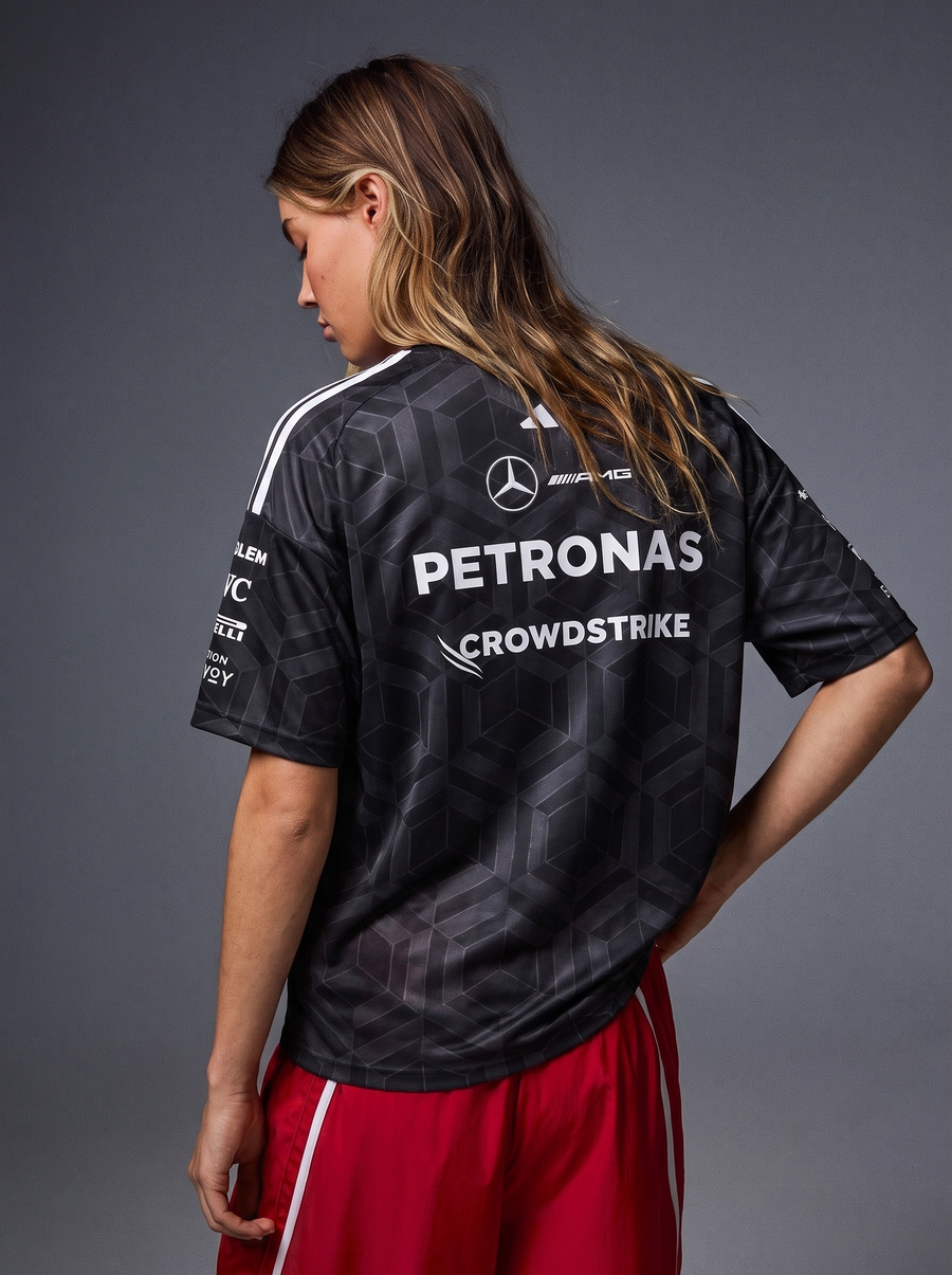 Mercedes - AMG Petronas Formula 1 Team Driver V-Neck Oversized Tee - Black