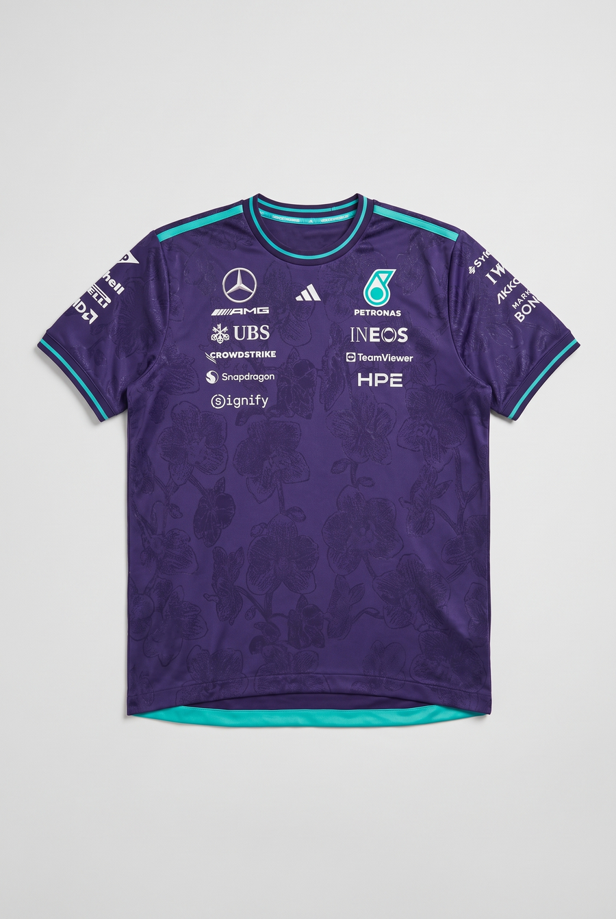 Mercedes - AMG Petronas Formula 1 Team Vanda Bloom Driver Oversized T-Shirt